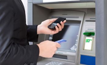 Георгиевские полицейские установили подозреваемого в мошенничестве с использованием банкоматов