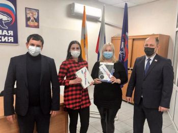 Георгиевские депутаты присоединились к всероссийской акции «Помоги учиться дома»