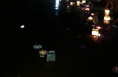 30 августа на городском озере в Георгиевске прошел фестиваль водных фонариков «Мечтами по воде»