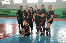 В финале чемпионата по волейболу - девчата из Георгиевска 