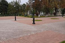Завершены работы по благоустройству площади железнодорожного вокзала в городе Георгиевске