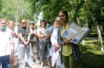 Пациенты психиатрической больницы Ставрополя создали альбом в память о 660 жертвах нацизма