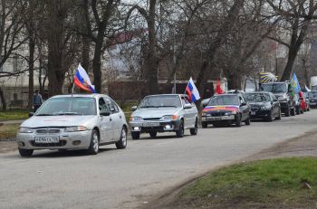 В Георгиевском округе автопробегом поддержали российских военнослужащих