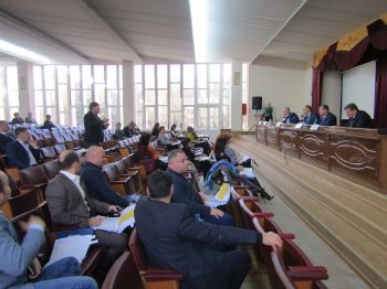 В Думе округа состоялось последнее заседание осенней сессии