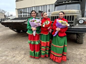 Георгиевские артисты выступили с концертами в воинских частях