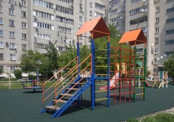 На улице Салогубова, 3 - новая детская площадка!