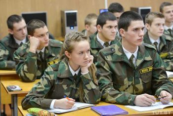 Приглашаем абитуриентов в военные вузы России