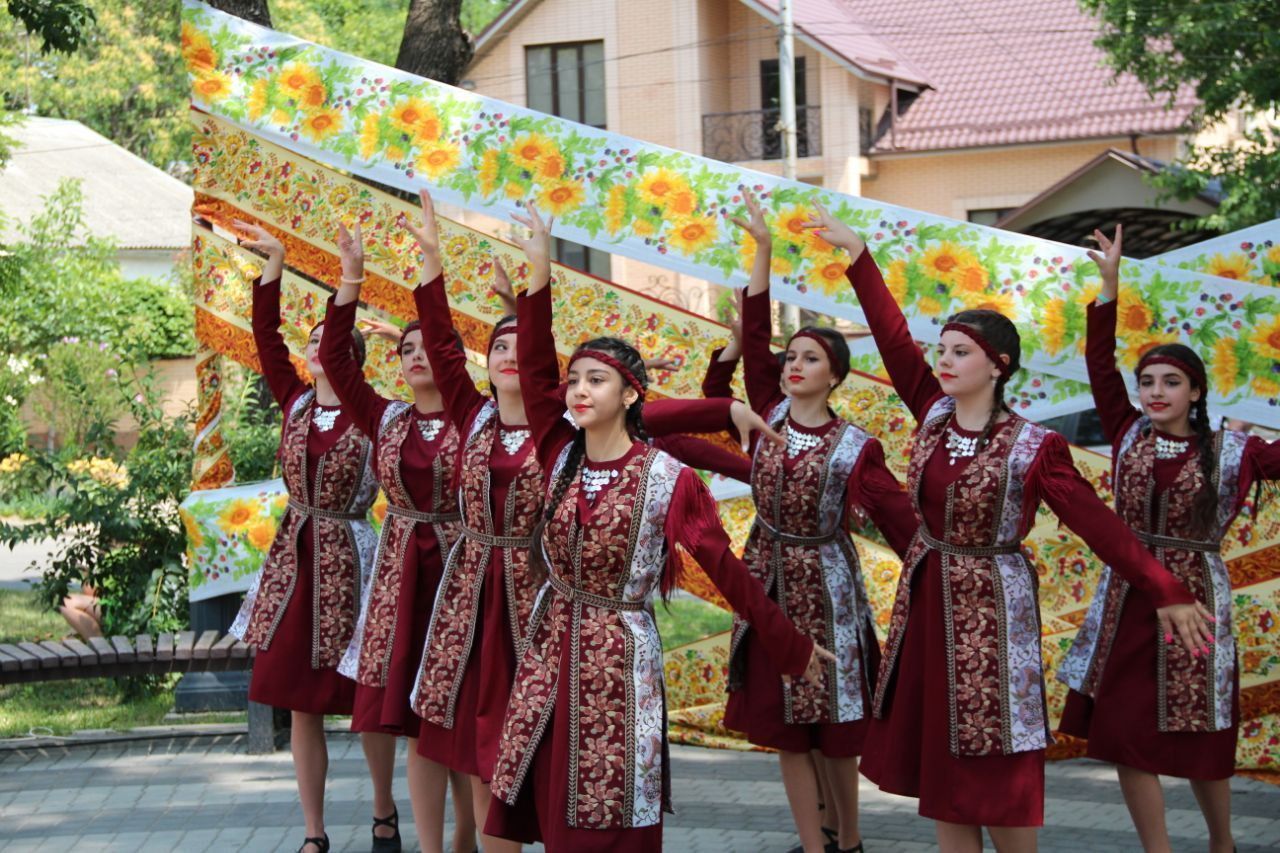 Картинка фестиваль национальных культур