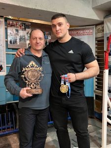 Ставрополец Константин Мусаев вновь стал чемпионом России по пауэрлифтингу