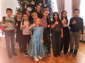 Более 250 ребятишек из Георгиевского округа посетили Губернаторскую ёлку!