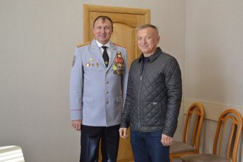 Глава Георгиевского округа поздравил с Днем сотрудников органов внутренних дел