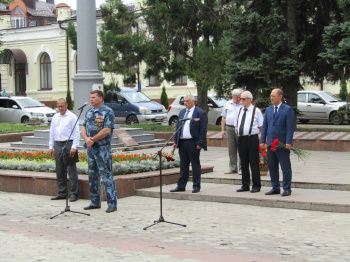 2 августа состоялся митинг, посвящённый  Дню воздушно-десантных войск