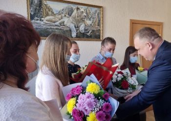 Сразу четверо молодых педагогов выбрали школу в станице Ессентукской на Ставрополье 