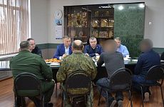 Глава Георгиевского округа встретился с мобилизованными земляками