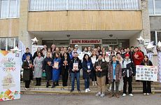 5 декабря  Россия отметила День добровольца