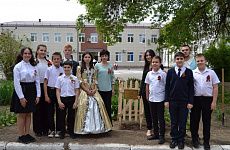 В Георгиевском округе к 350-летию со дня рождения Петра Великого посадили дуб