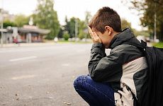 Самовольные уходы несовершеннолетних: кто виноват и что делать?